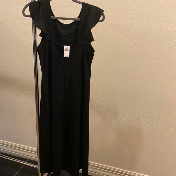 GAP black dress - Picture 2 of 3
